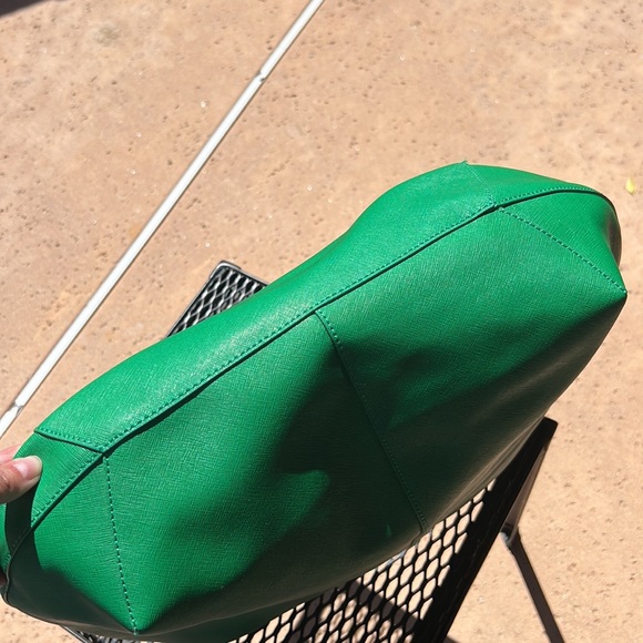 DKNY Green Genuine Leather Bag. LARGE BAG!!! NWOT - Picture 8 of 8